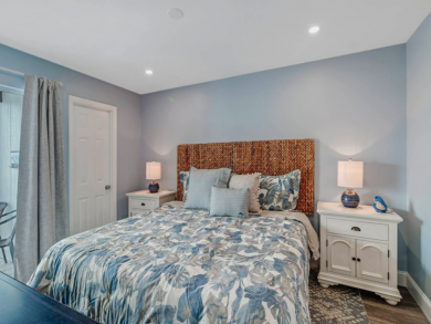Gulf Front 2 Bedroom Vacation Condo Sleeps 6 Guests